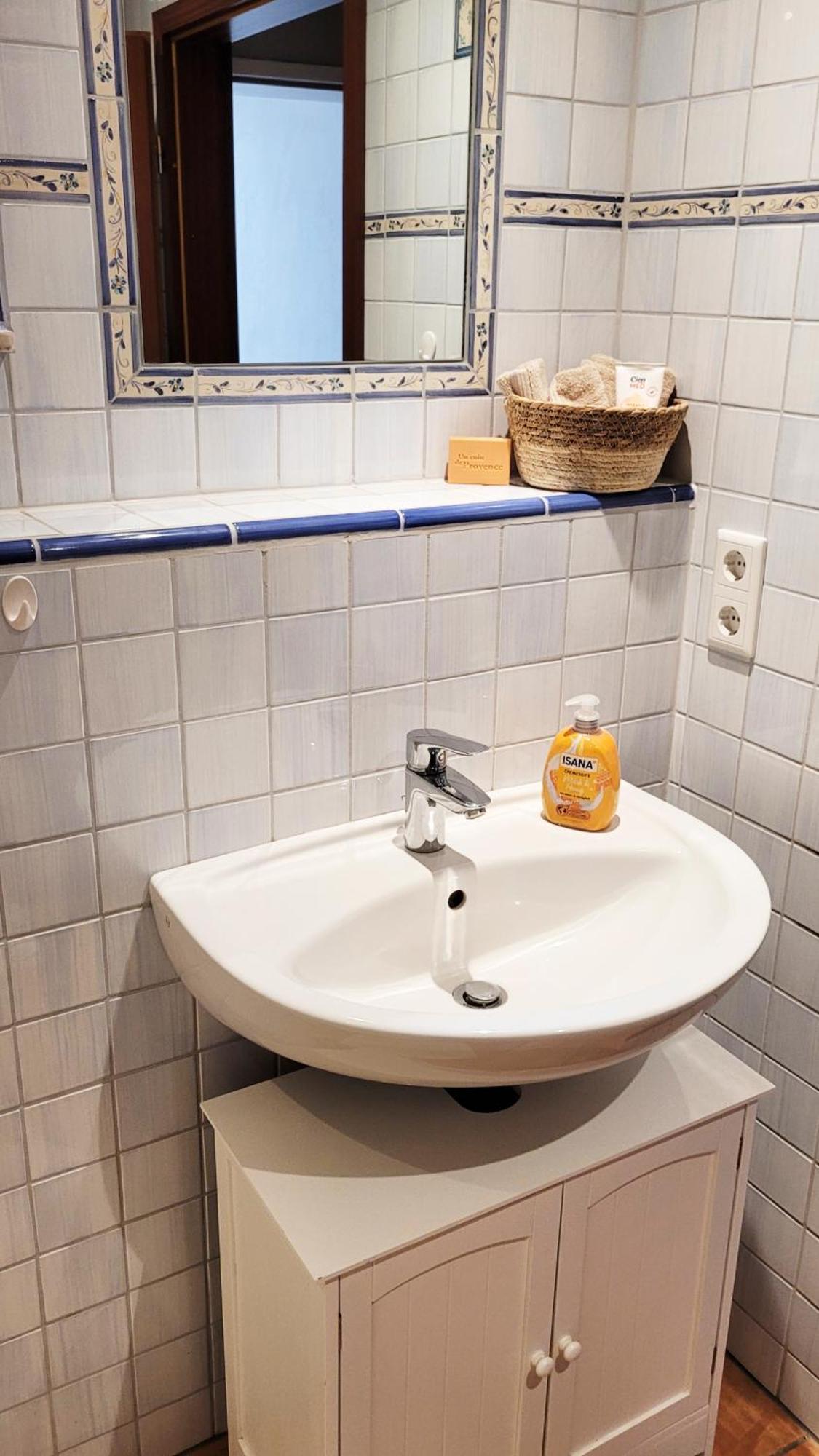 Modernes 1-Zimmer-Apartment Mit Galerie-Schlafkoje Im Skandinavischen Stil Ostenfeld  Exteriér fotografie