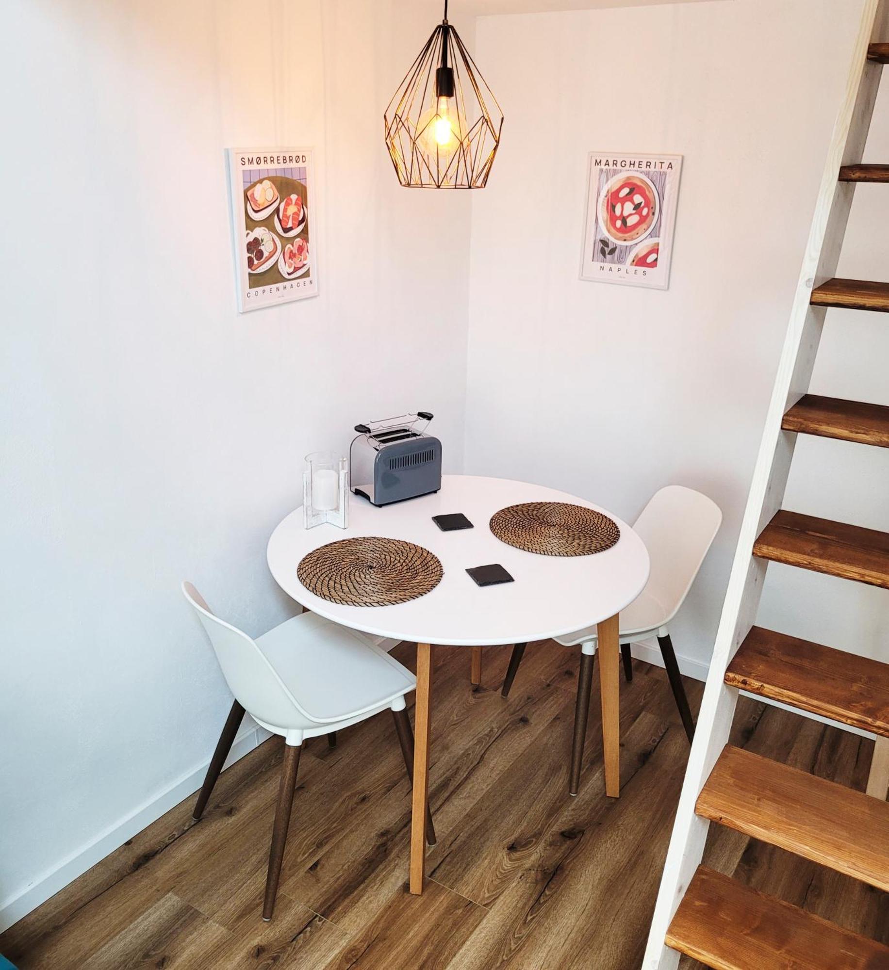 Modernes 1-Zimmer-Apartment Mit Galerie-Schlafkoje Im Skandinavischen Stil Ostenfeld  Exteriér fotografie